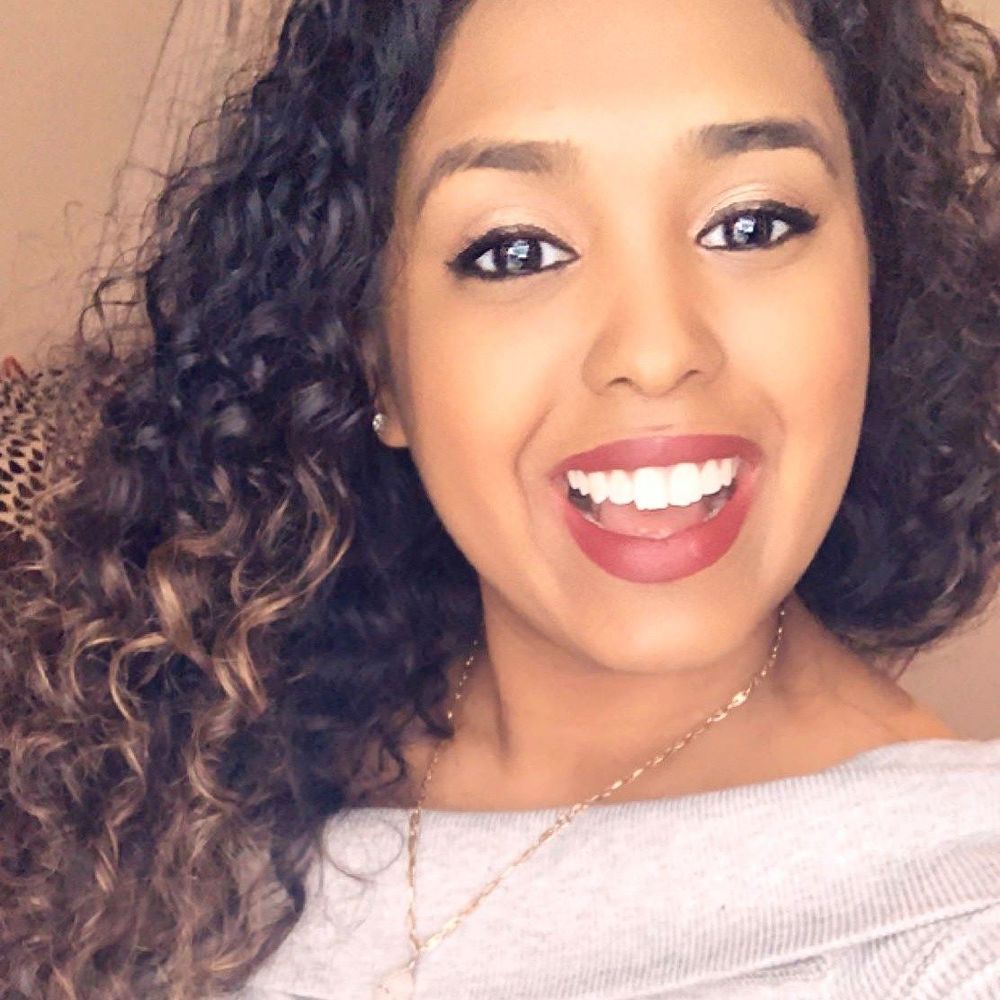 Meet your Posher, Leanna